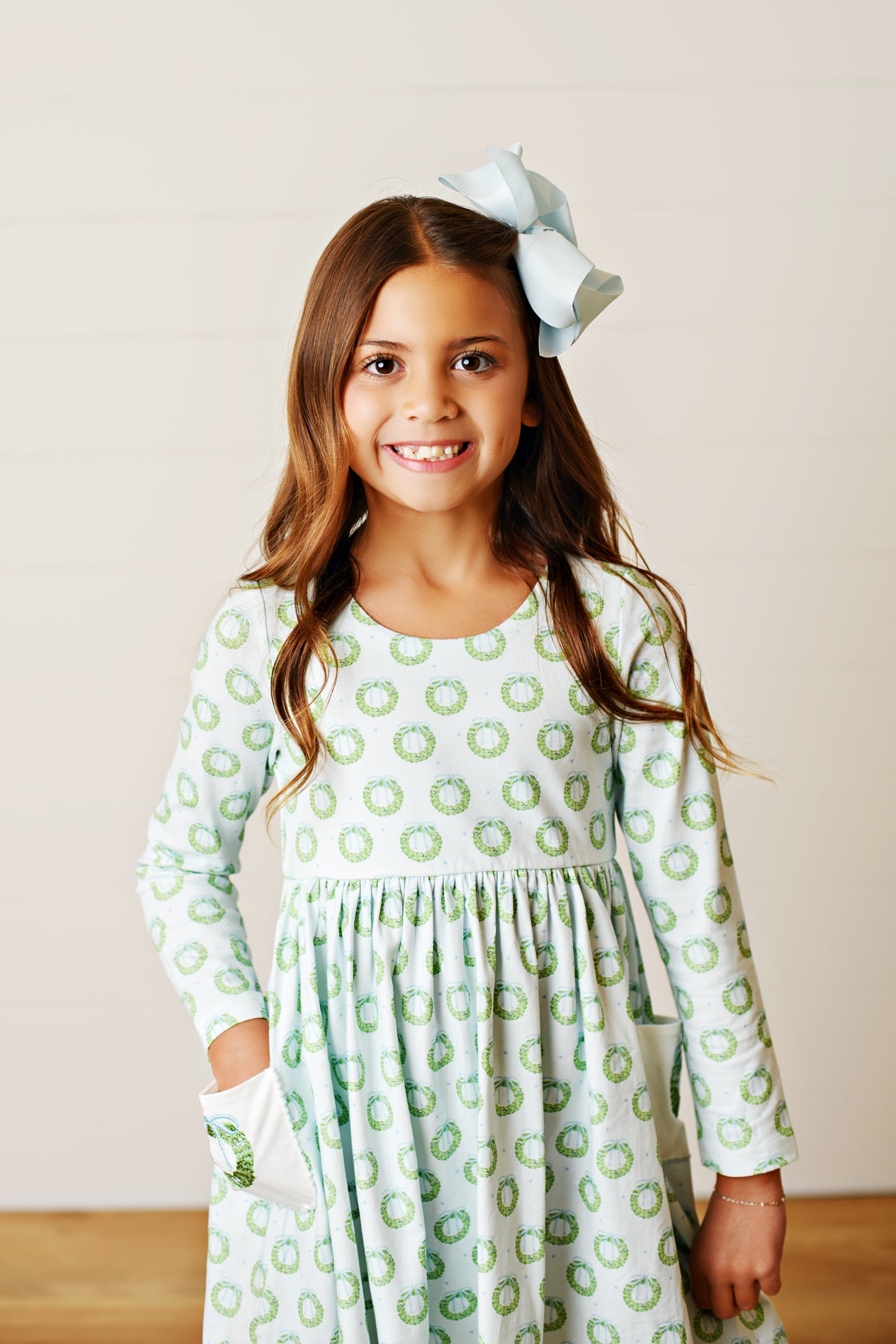 Wreath Embroidery Pocket Dress
