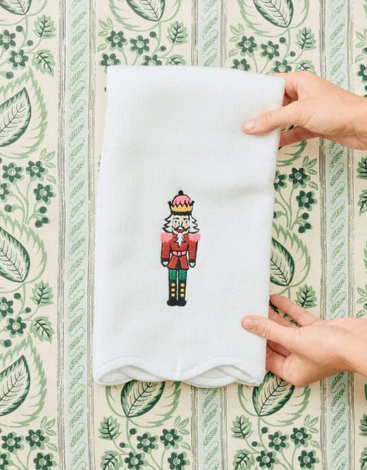 Scallop Powder Bath Towels (pair) - Nutcracker