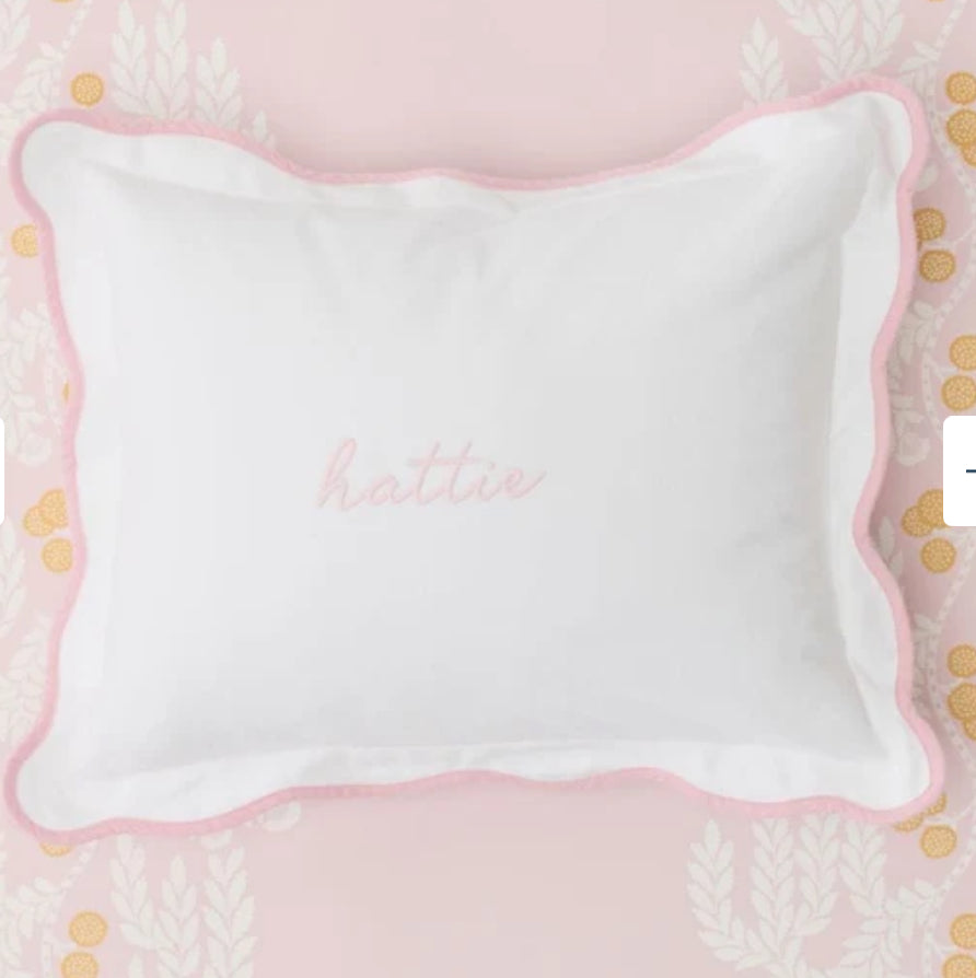 Scallop Sham - Light Pink