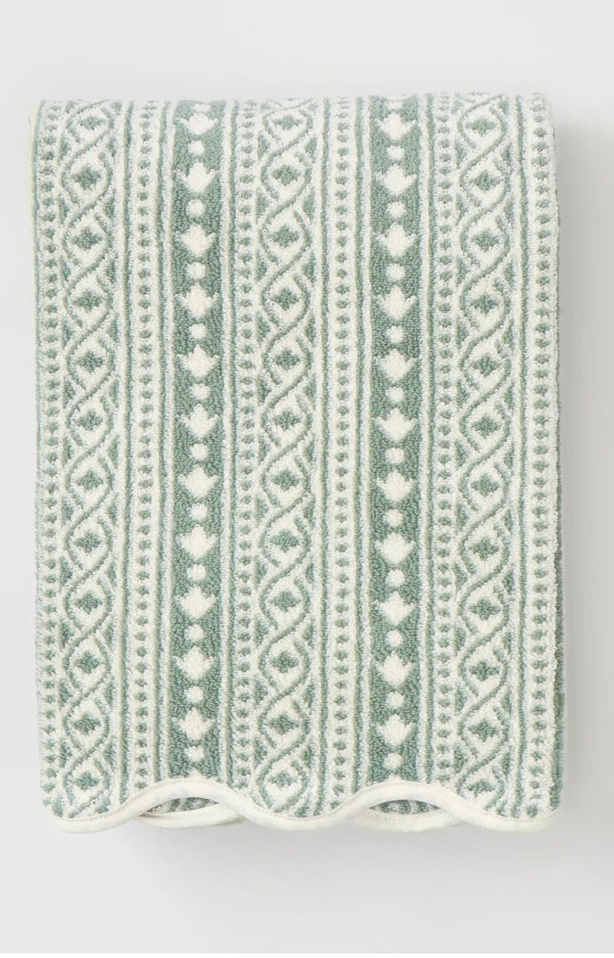 Leah O'Connell x Weezie Patterned Scallop Bath Towel - Georgie