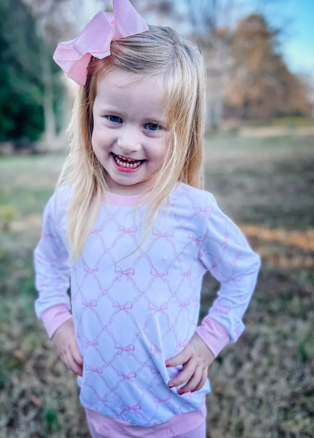 Blushing Bow Crewneck