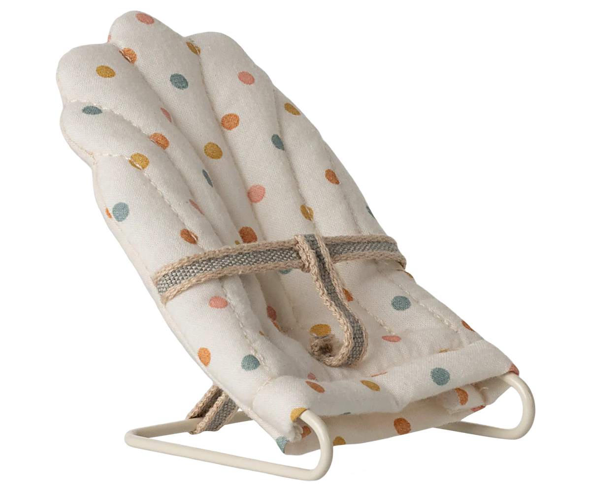 Babysitter - Multi Dots