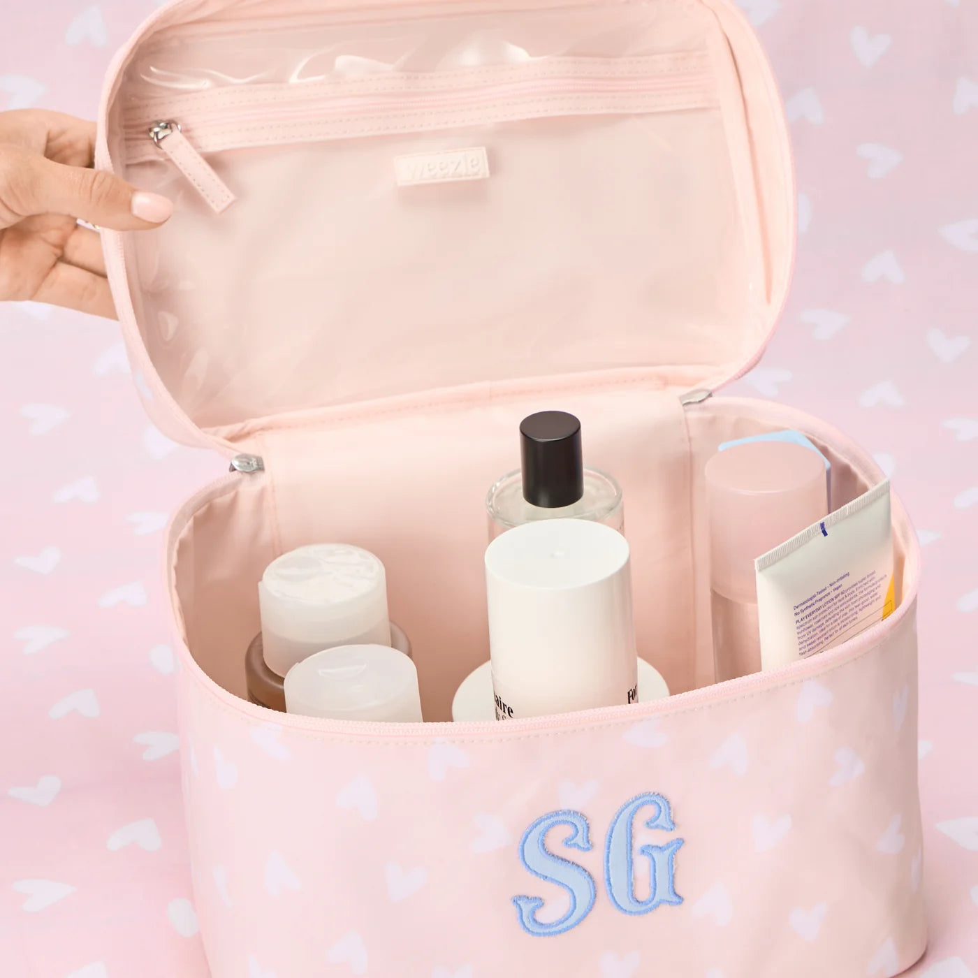 Vanity Case - Pink Hearts