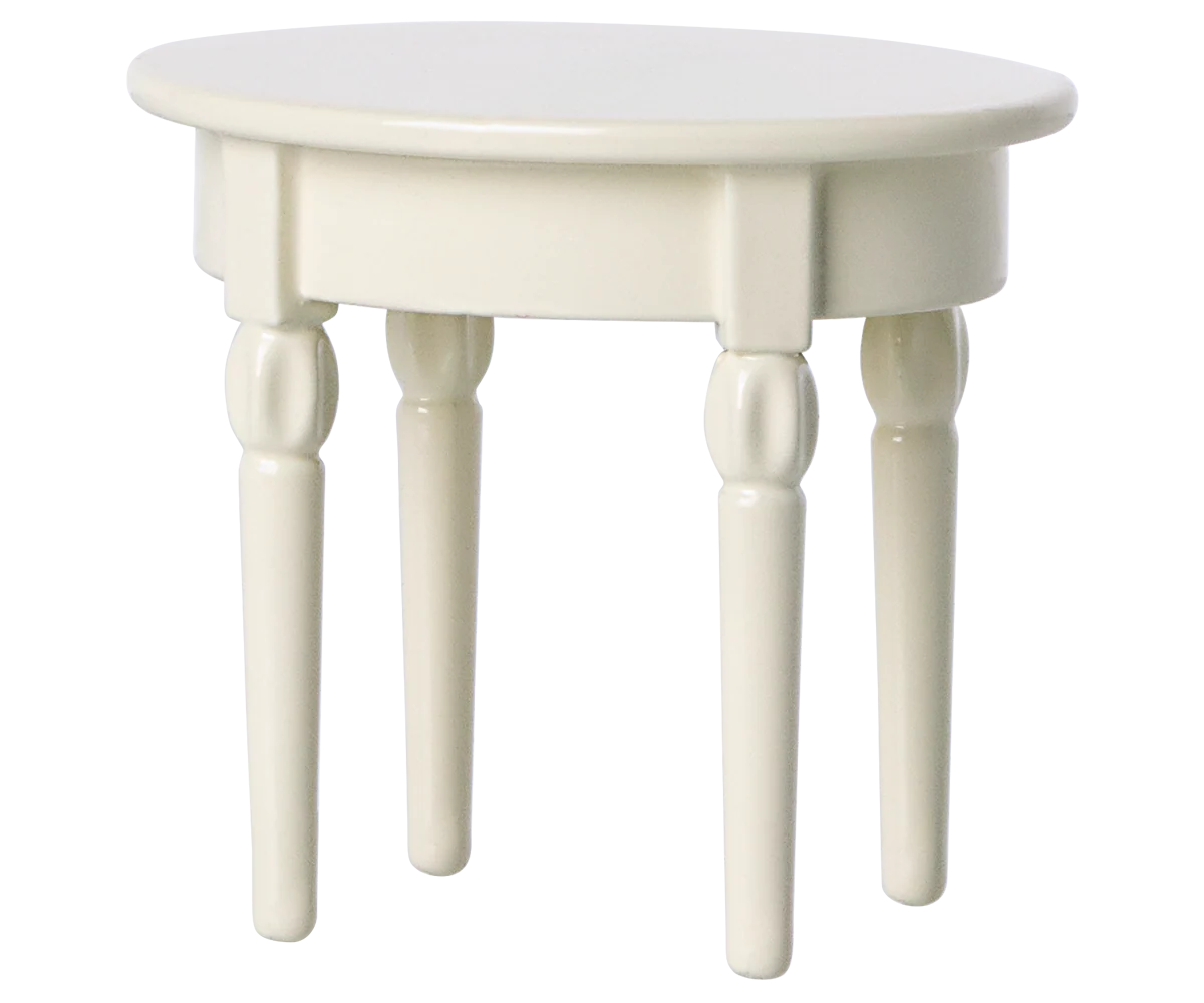 Small white round table with four legs for maileg mouse