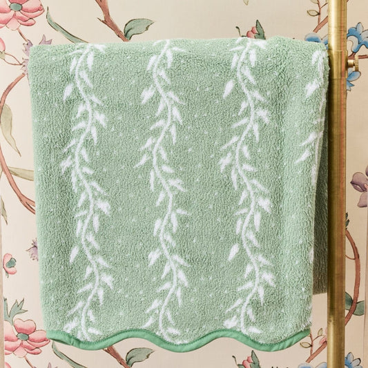 Patterned Scallop Bath Towel - Willow