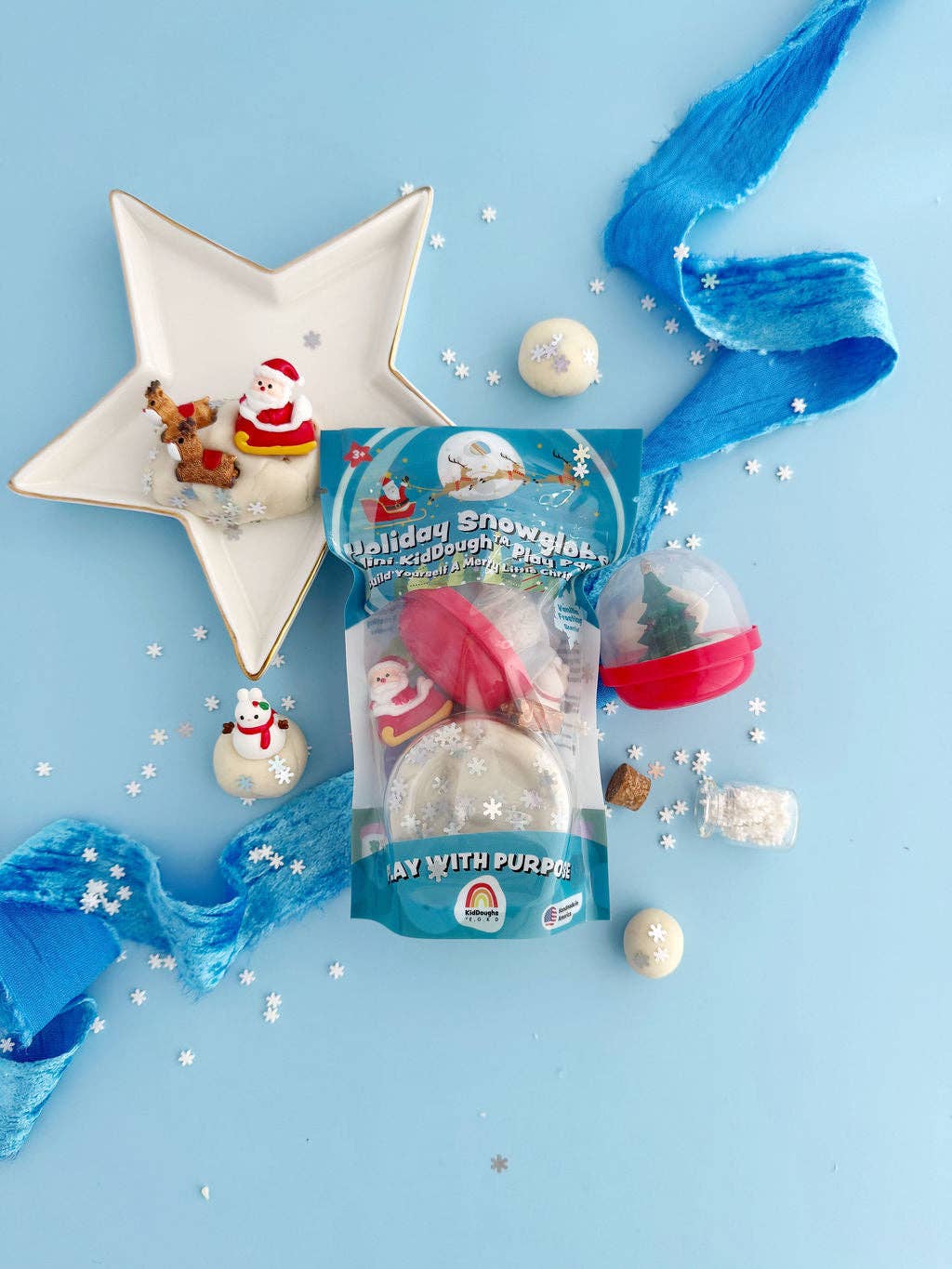 Holiday snow globe play dough set 