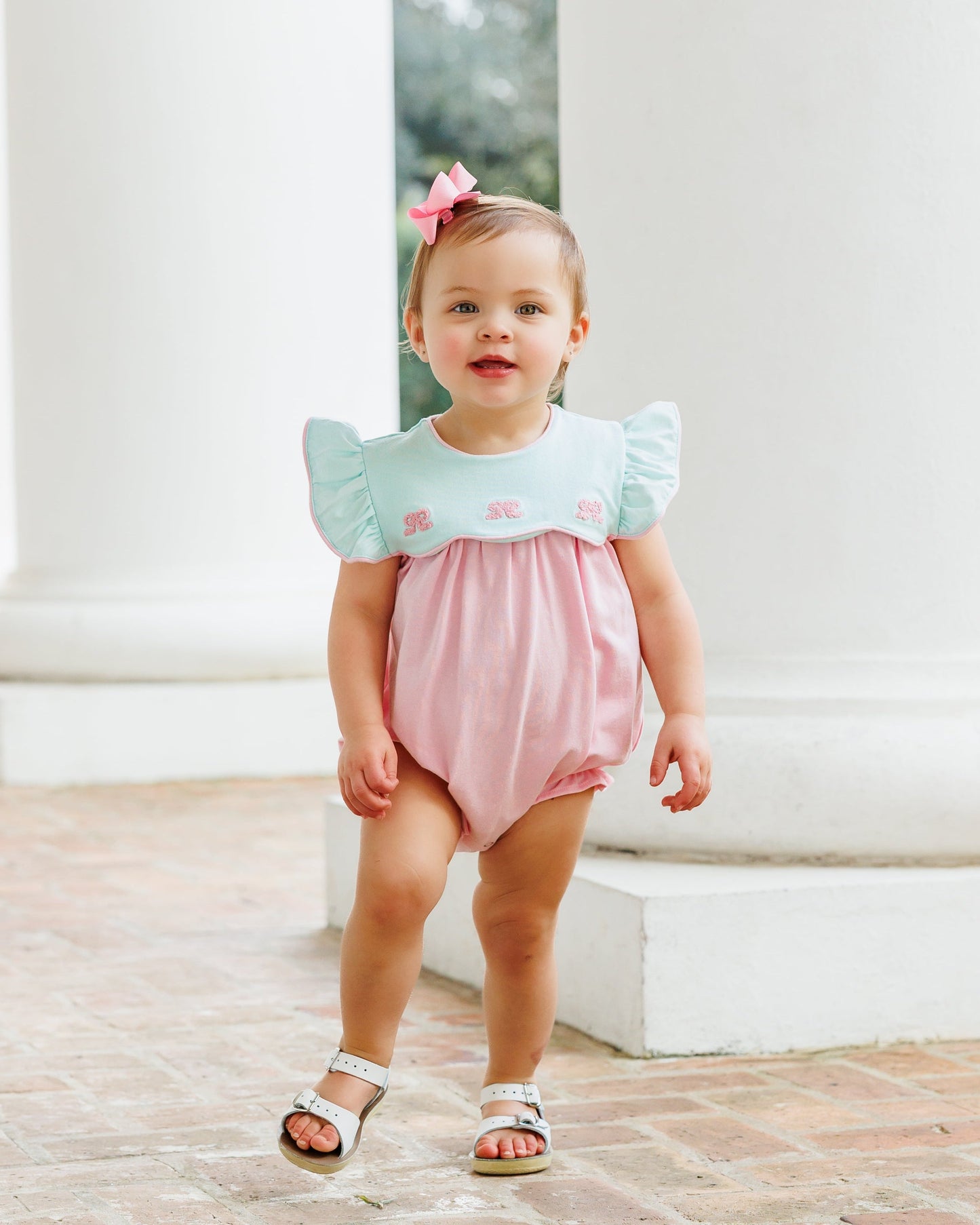 ** PRE-ORDER ** French Knot Bow Scallop Bubble