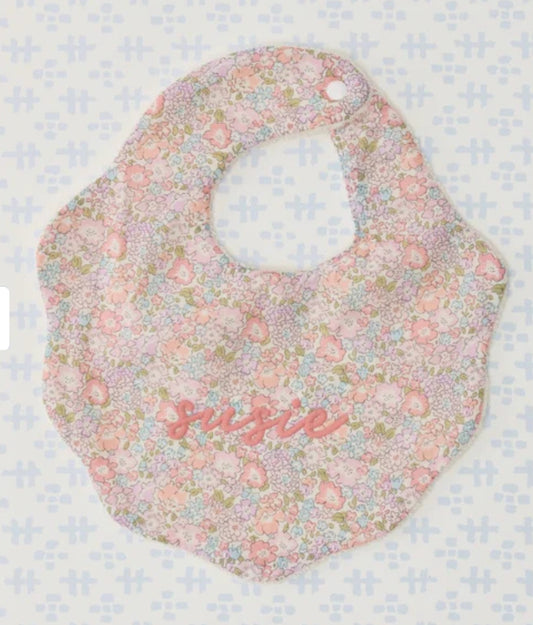 Scallop Bib - Michelle