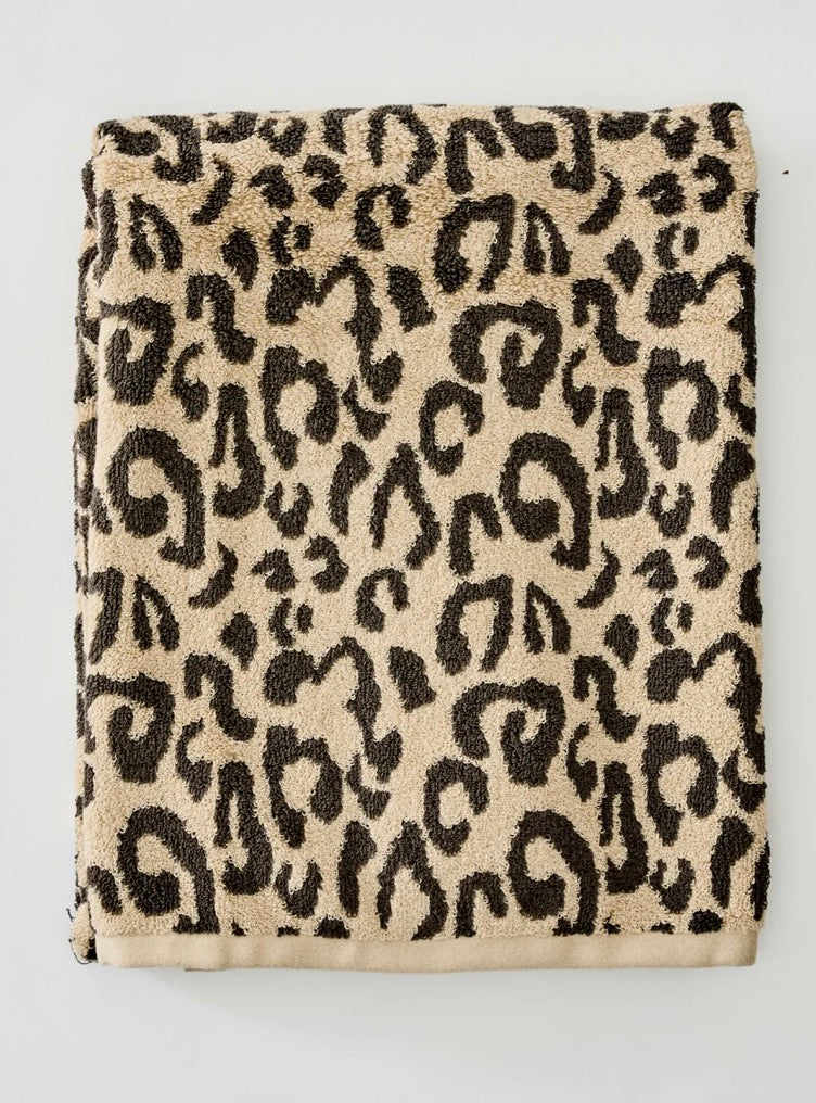 Leopard Bath Towel
