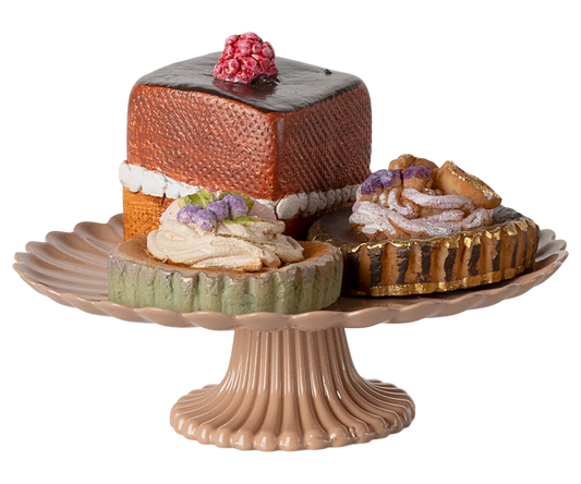 Decorative cake stand with miniature cakes for maileg mouse